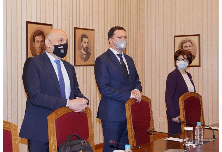 Представителите на ГЕРБ-СДС на консултациите при президента Представителите на ГЕРБ-СДС на консултациите при президента